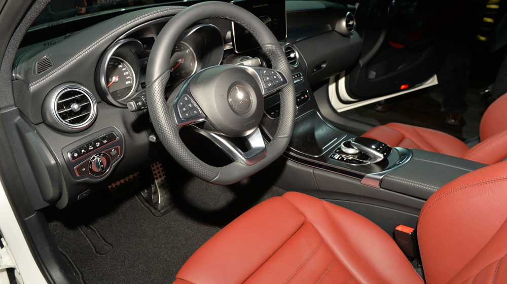 Sáng nay, Mercedes-Benz C-Class 2015 chính thức ra mắt tại Hà Nội c-class-2015 (3).jpg