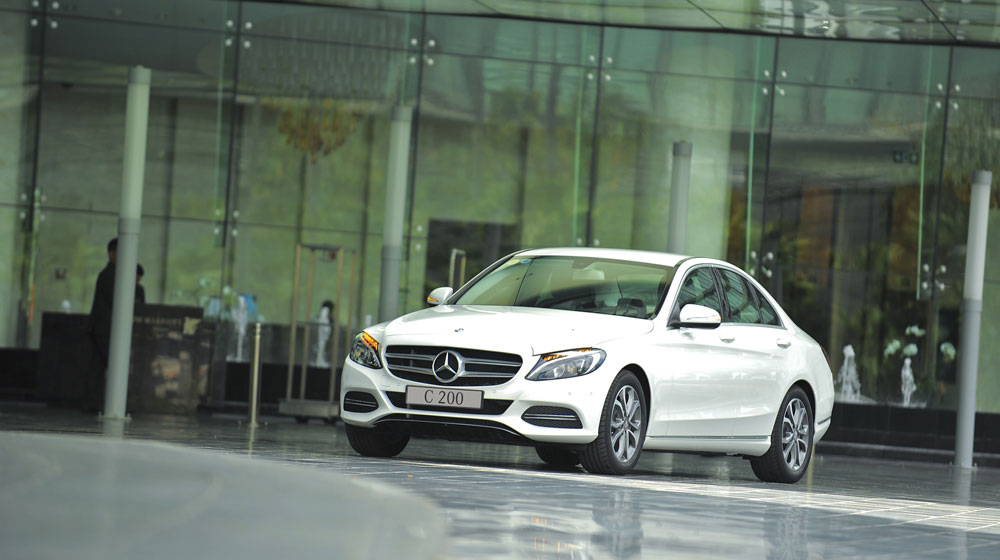 TRỰC TIẾP: Lễ ra mắt Mercedes-Benz C-Class 2015 tại Hà Nội Mercedes-benz-C200-(11).jpg