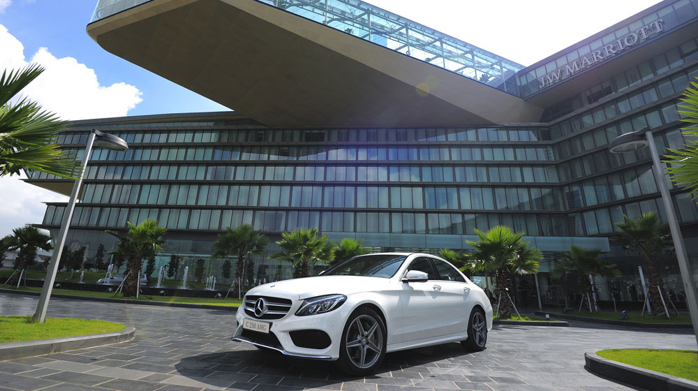 TRỰC TIẾP: Lễ ra mắt Mercedes-Benz C-Class 2015 tại Hà Nội Mercedes-benz-C250-AMG-(10).jpg