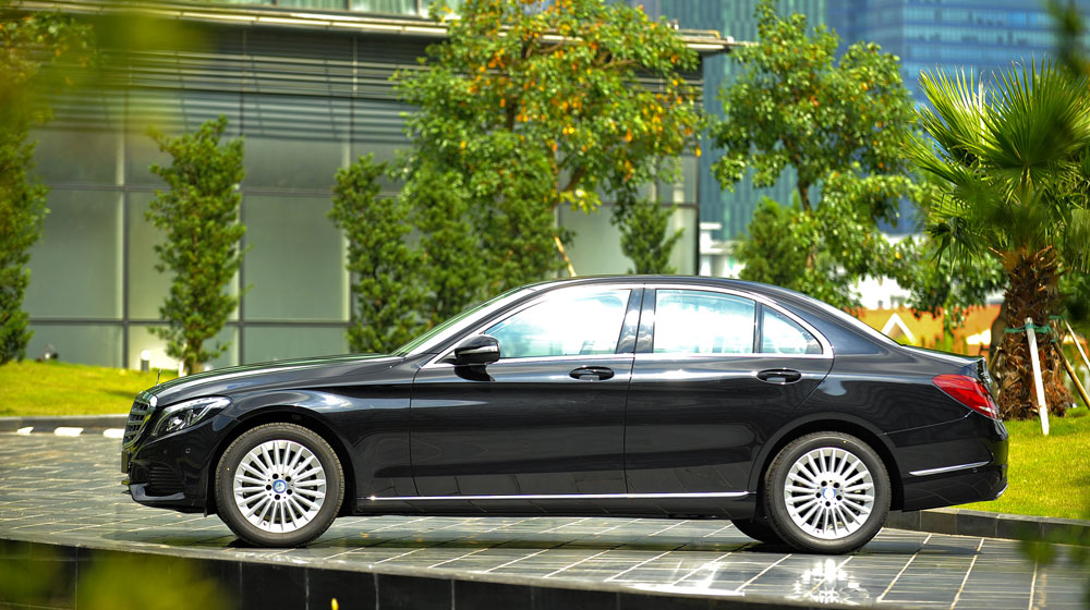 TRỰC TIẾP: Lễ ra mắt Mercedes-Benz C-Class 2015 tại Hà Nội Mercedes-benz-C250-Exclusive-(2).jpg