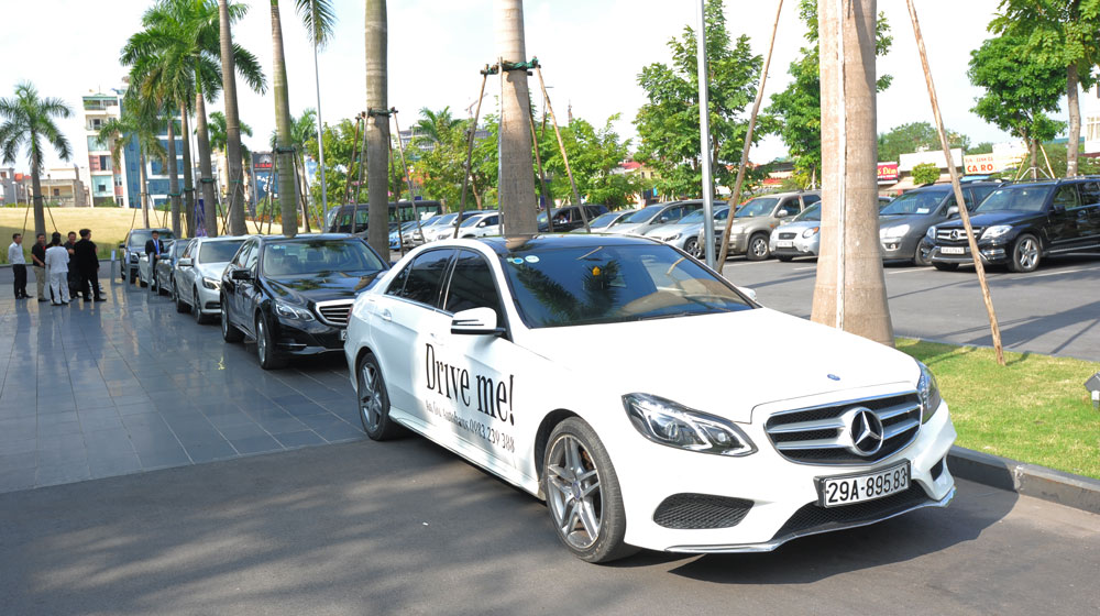 TRỰC TIẾP: Lễ ra mắt Mercedes-Benz C-Class 2015 tại Hà Nội c-class-2015 (4).jpg