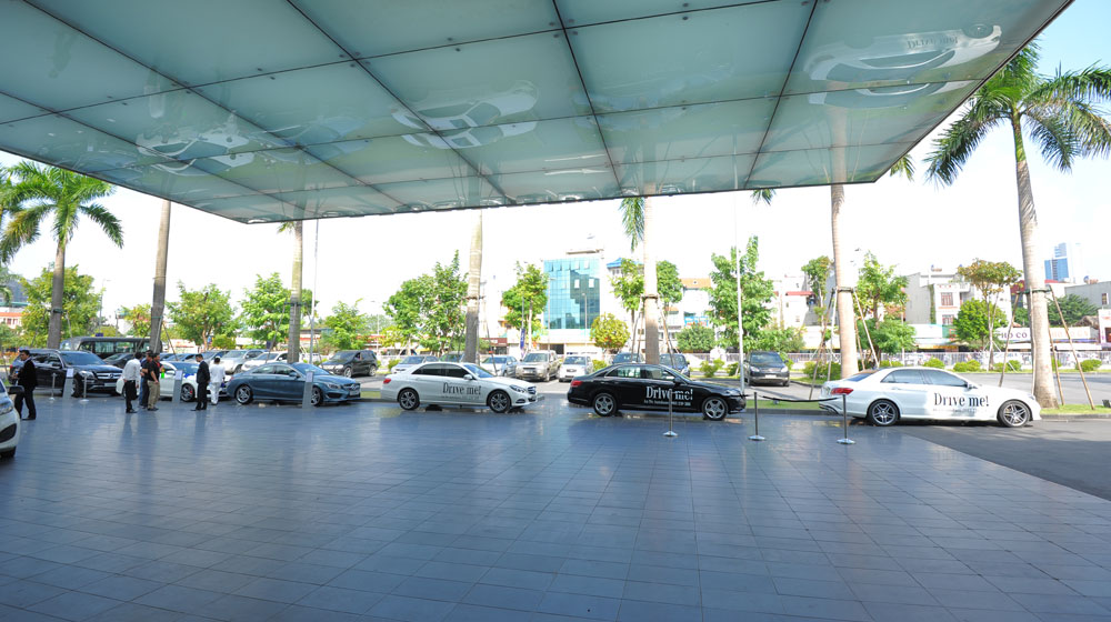 TRỰC TIẾP: Lễ ra mắt Mercedes-Benz C-Class 2015 tại Hà Nội c-class-2015 (5).jpg