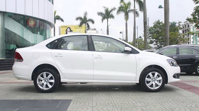 Volkswagen Polo 1.6 về Việt Nam, giá từ 737 triệu đồng Volkwagen Polo (2).jpg