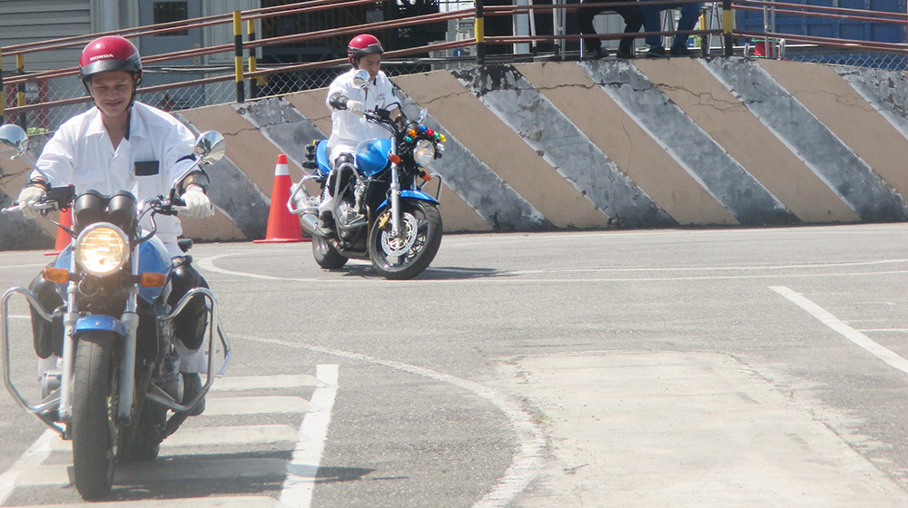 Thi bằng A2 cần những điều kiện gì? 6.-Hình-ảnh-trong-khóa-đào-tạo-cấp-GPLX-A2.jpg