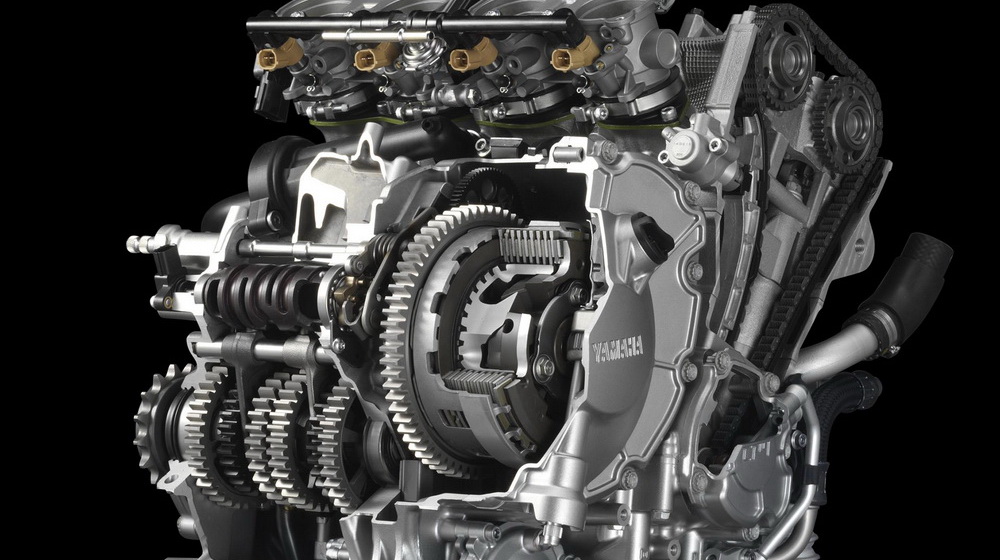 Yamaha YZF-R1 2015 có giá 16.490 USD Yamaha-R1-2015 (4).jpg