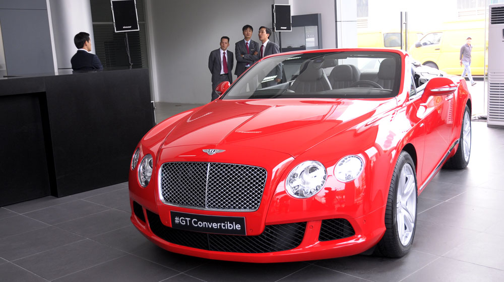 Người Việt đã có thể mua xe Bentley chính hãng ngay tại Hà Nội bentley-hanoi (5).jpg