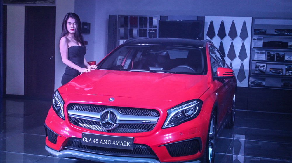 Mercedes-Benz GLA chính thức có mặt tại Việt Nam, giá từ 1,459 tỷ đồng Mercedes-Benz GLA45 AMG (6).jpg