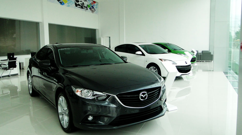 Showroom MAZDA Gò Vấp chính thức đi vào hoạt động trung-bay-xe22.jpg