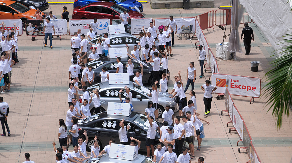 Thi đứng lâu nhất để nhận xe Subaru trị giá 85.000SGD _AUT4297.jpg