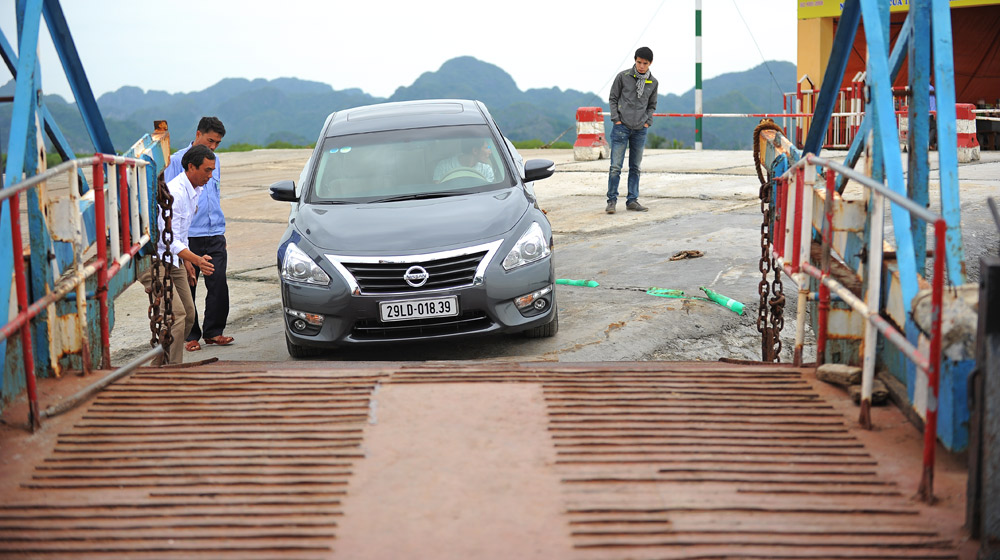 Cùng Nissan Teana 2.5SL đi tìm gió biển chớm đông Nissan Teana 2014 (13).jpg