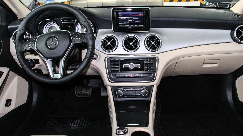 Mercedes-Benz GLA200: Chiếc crossover đầy tiện ích Mercedes-Benz GLA200 (7).jpg