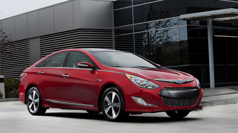 Hyundai, Kia nỗ lực cải thiện mức tiêu thụ nhiên liệu 2012-Hyundai-Sonata-Hybrid-2Carscoop.jpg