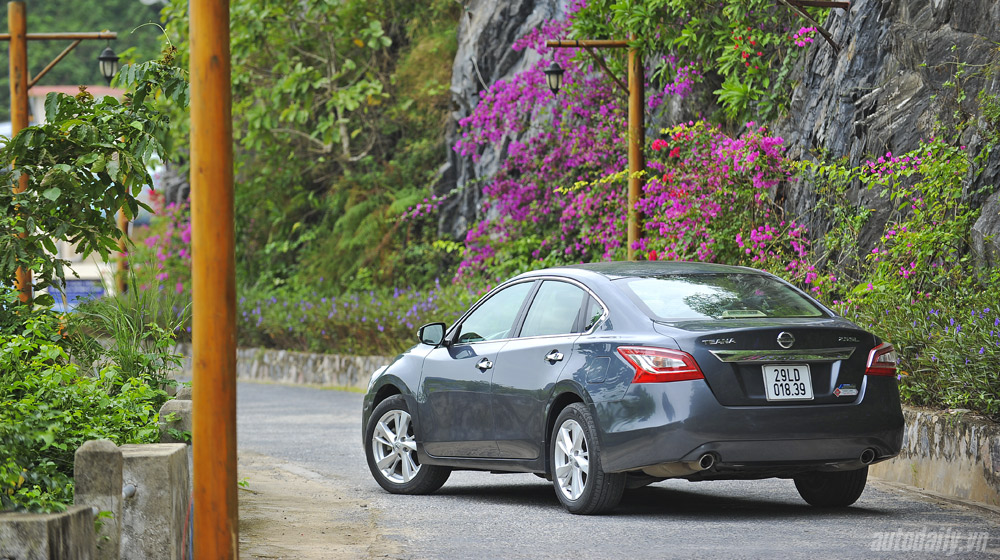 Nissan Teana 2.5SL – “Phiêu du trên hòn đảo Ngọc” Nissan Teana 2014 (12).jpg