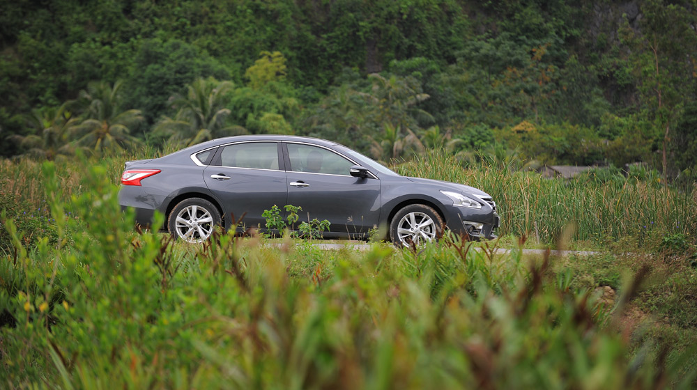 Nissan Teana 2.5SL – “Phiêu du trên hòn đảo Ngọc” d0221a845f444d02dfb5a0eec05a66f8_Nissan_Teana_2014_17jpg.jpg