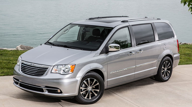 10 xe tồi nhất thị trường năm 2014 2015-chrysler-town-and-country.jpg