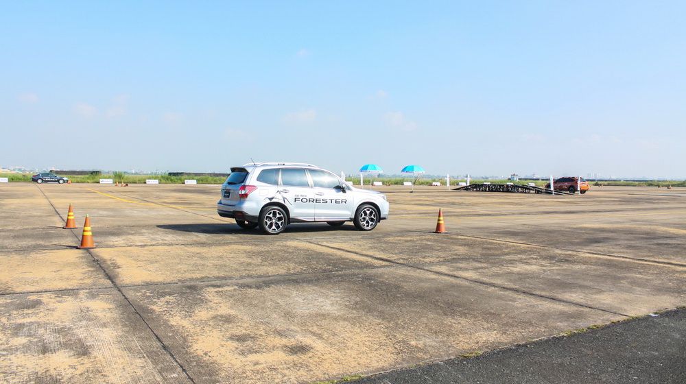 Trải nghiệm hệ thống AWD trên xe Subaru ở Sài Gòn Test Subaru (1).jpg