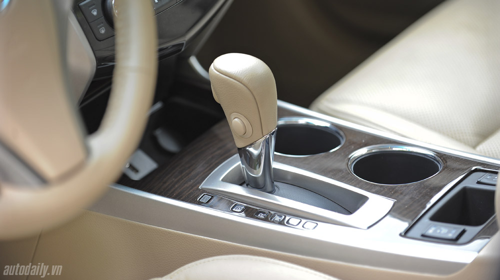 Đánh giá Nissan Teana 2.5SL qua hành trình 300km Nissan Teana 2014 (46).jpg