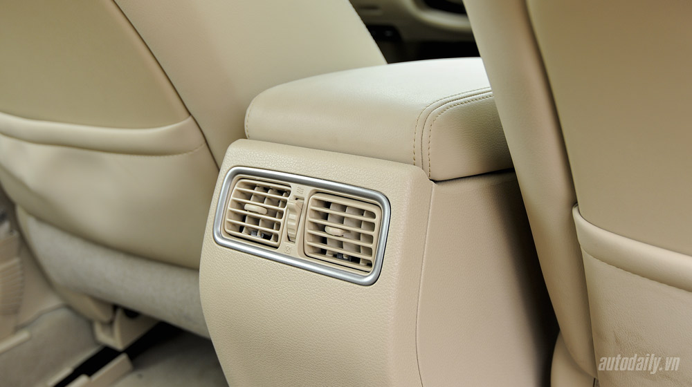 Đánh giá Nissan Teana 2.5SL qua hành trình 300km Nissan Teana 2014 (62).jpg