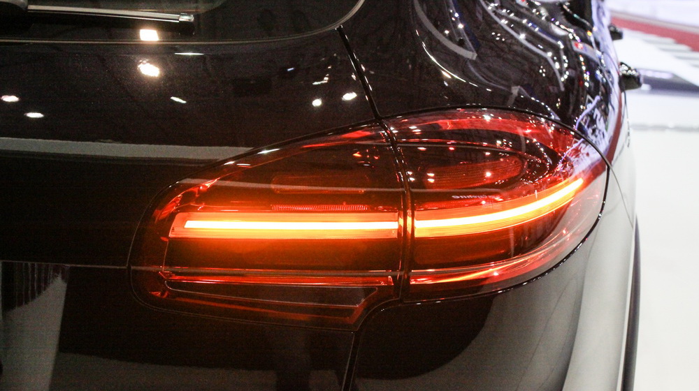 Porsche Cayenne S 2014 đã đến Việt Nam Porsche Cayenne S(6).jpg