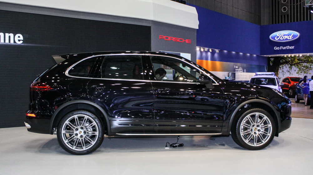 Porsche Cayenne S 2014 đã đến Việt Nam Porsche Cayenne S(8).jpg