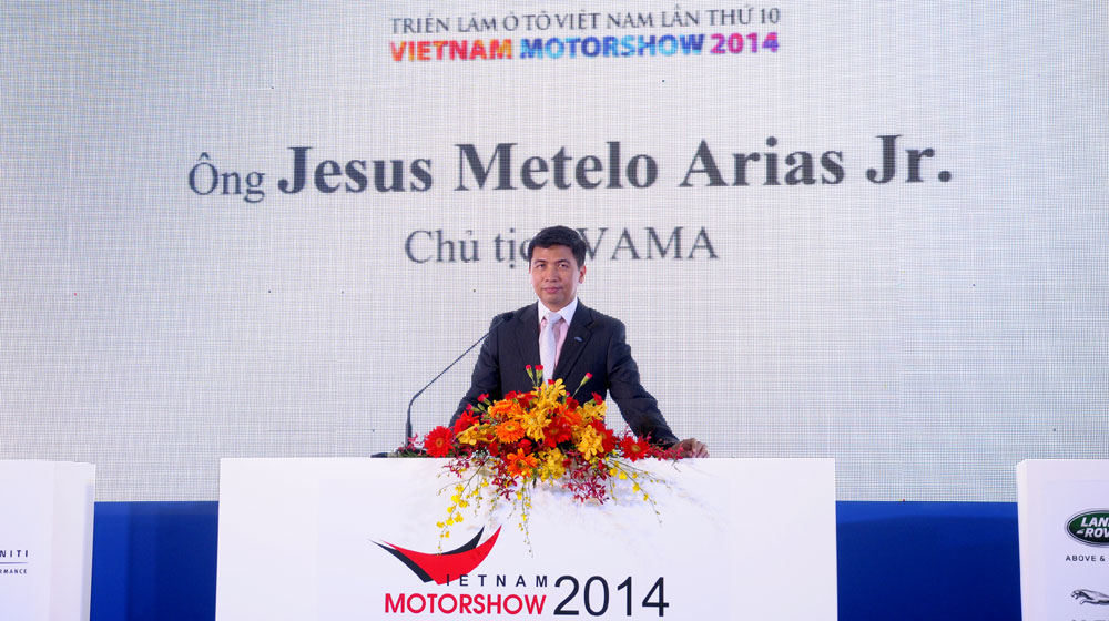 TRỰC TIẾP: Ngày khai màn Vietnam Motor Show 2014 chutichVAMA.jpg