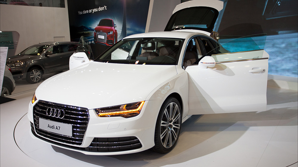Audi A7 Sportback đẹp “hút hồn” giữa triển lãm ô tô IMG_3092.jpg