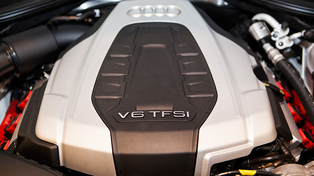 Audi A7 Sportback đẹp “hút hồn” giữa triển lãm ô tô IMG_8151.jpg