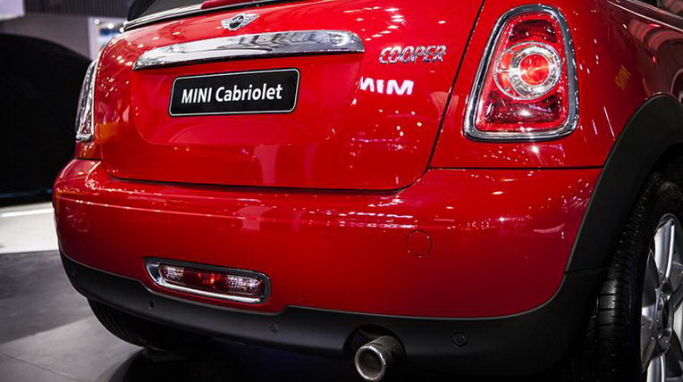 Tò mò với MINI Cooper mui trần vừa ra mắt tại Việt Nam Mini-Cooper-Cabriolet (10).jpg