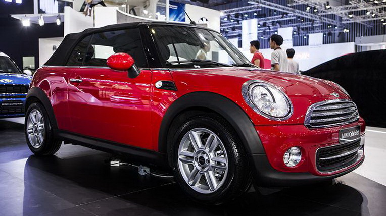 Tò mò với MINI Cooper mui trần vừa ra mắt tại Việt Nam Mini-Cooper-Cabriolet (9).jpg