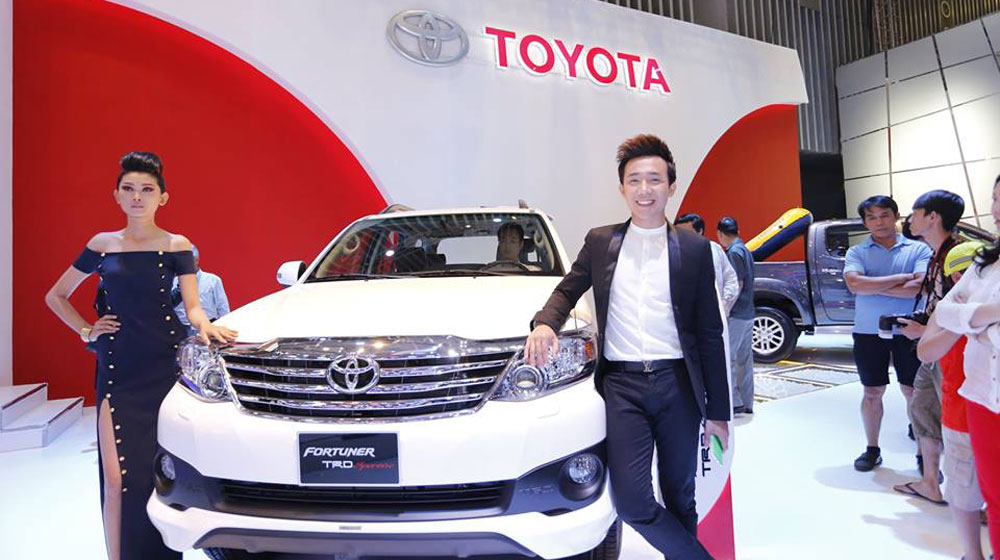 MC Trấn Thành “khoái” xe Toyota tranthanh-at-vms-2014 (2).jpg