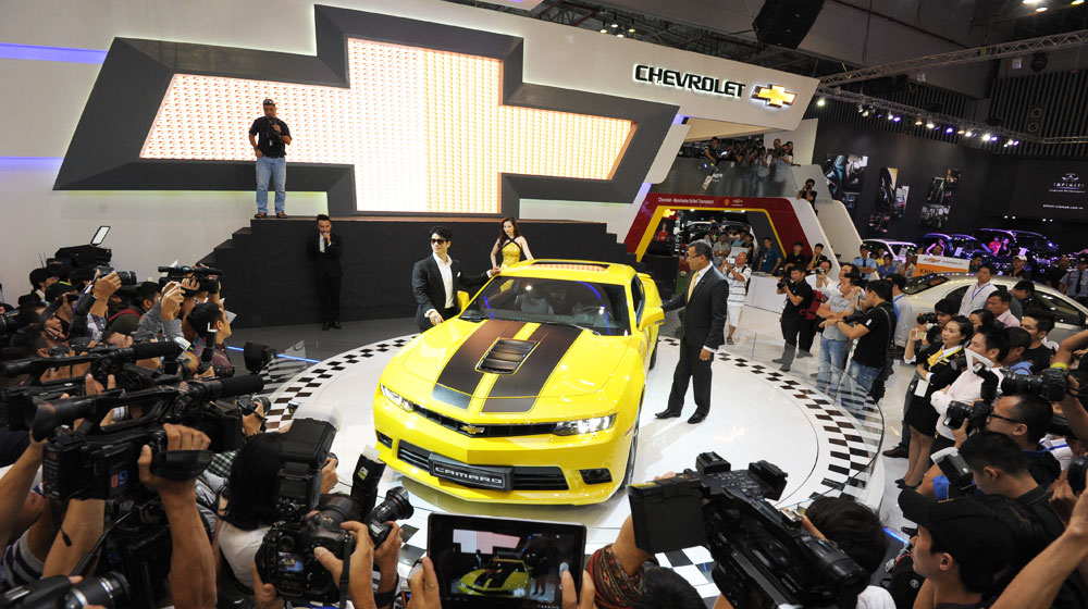 VMS 2014: Lắm “sao”, nhiều xế, đông khách mua DSC_1837.jpg