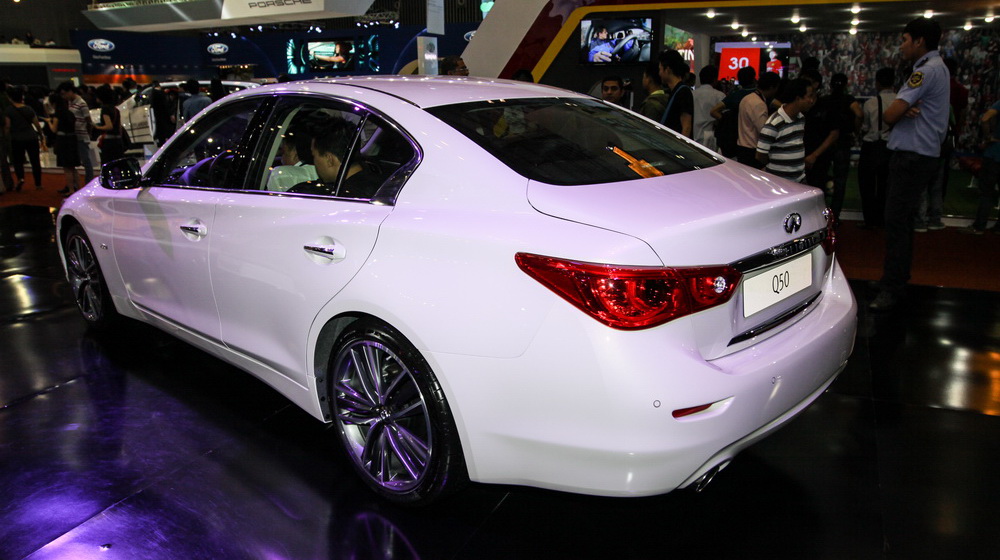 Infiniti Q50: Gương mặt mới trong phân khúc sedan hạng sang Infiniti-Q50jpg (12).jpg