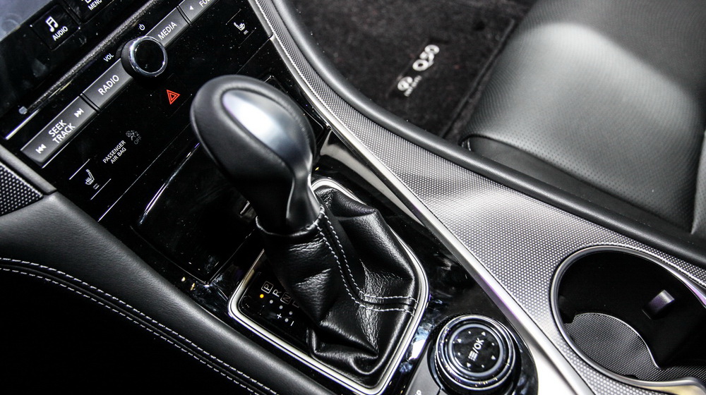 Infiniti Q50: Gương mặt mới trong phân khúc sedan hạng sang Infiniti-Q50jpg (4).jpg