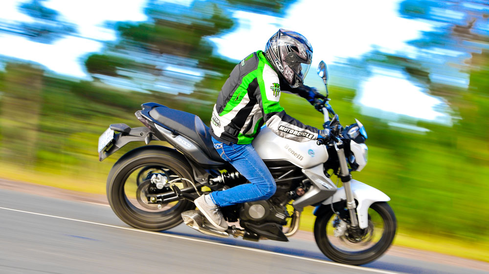 “Hàng hot” Benelli BN302 ra bản nâng cấp tại Việt Nam benelli-BN302-8.jpg