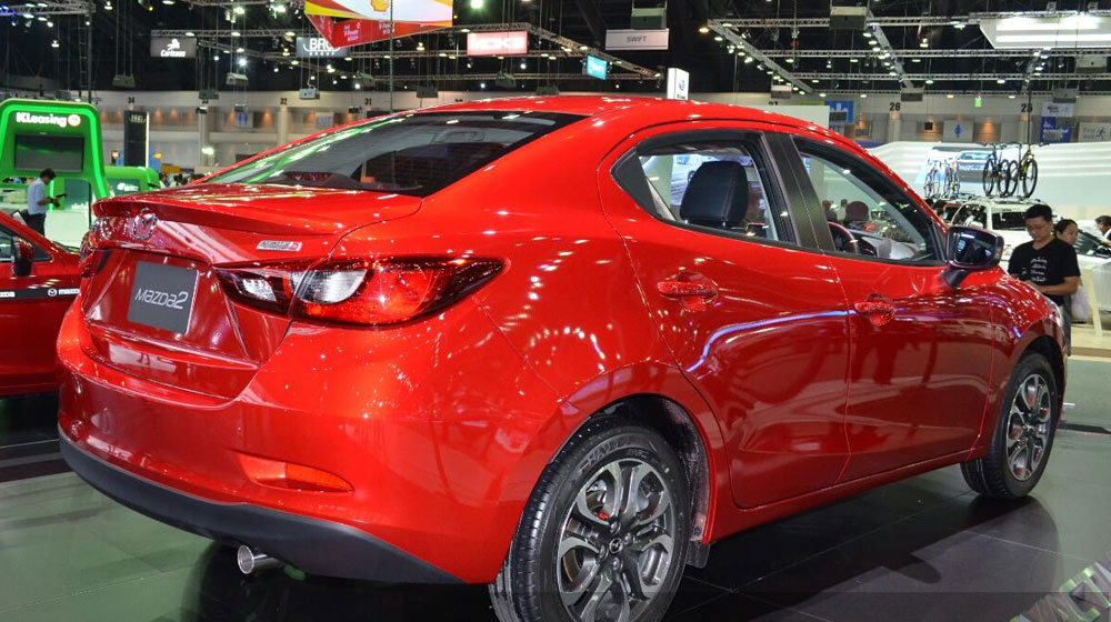 Mazda2 sedan 