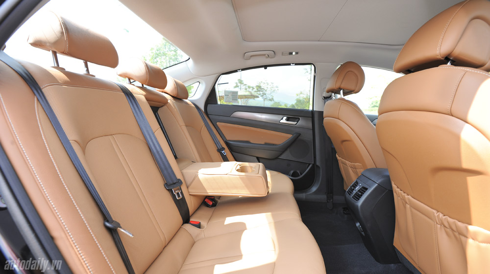 “Làm mới” mình Hyundai Sonata 2015 “doạ” các đối thủ? Hyundai Sonata 2014 (45).jpg