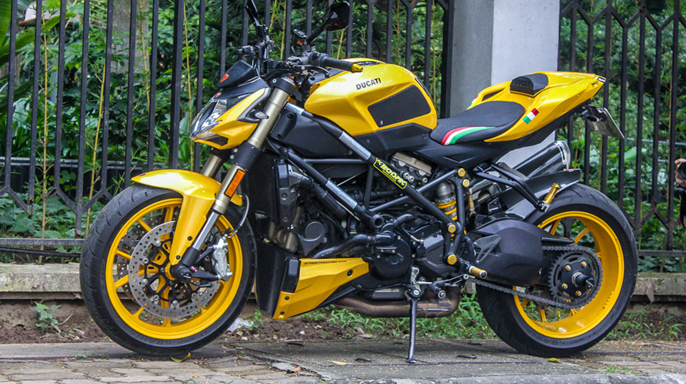 Ducati Streetfighter 848 lột xác với “bộ đồ” hàng hiệu anh-lon.jpg