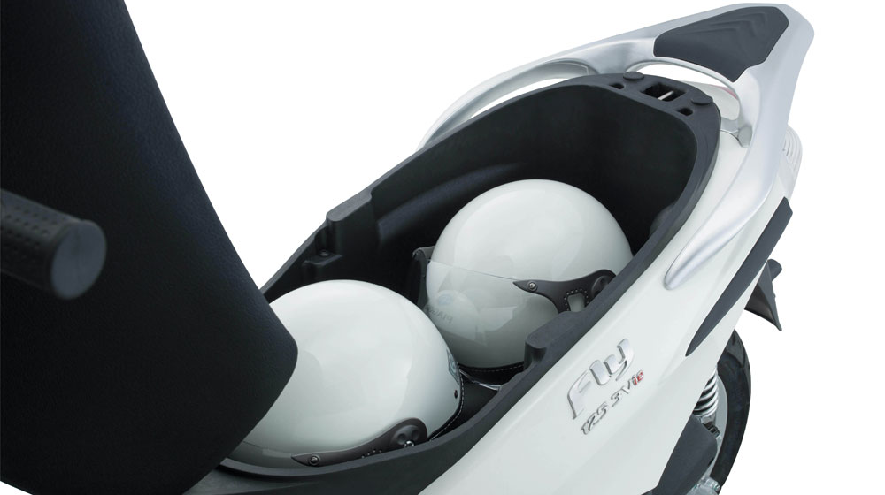 Piaggio Fly mới ra mắt thị trường Việt, giá 41,9 triệu đồng Job_2340.jpg