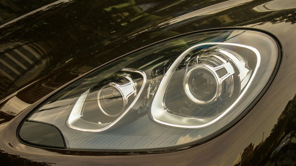 Porsche Macan đầu tiên xuất hiện trên phố Hà Nội Porsche Macan  (2).jpg