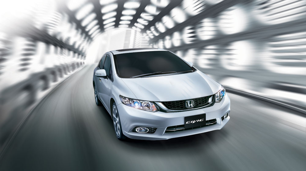 Chọn Civic 2015, Corolla Altis 2014 hay Mazda3 2015? civic.jpg