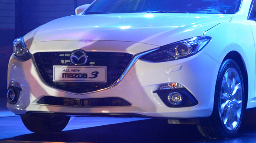 Chọn Civic 2015, Corolla Altis 2014 hay Mazda3 2015? mazda-3-2015-(32).jpg
