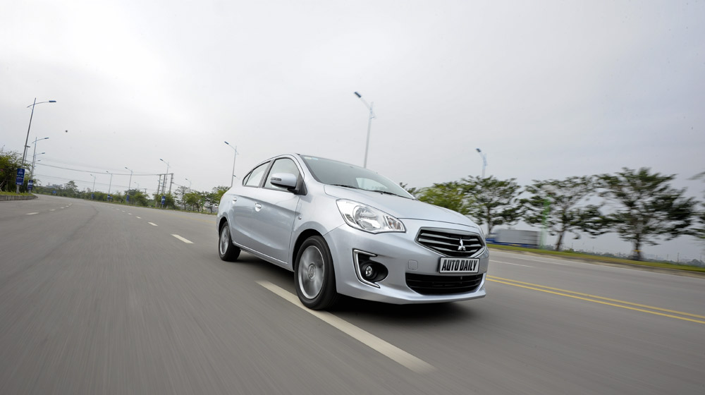 Attrage – Mẫu sedan lôi cuốn trọn vẹn của Mitsubishi Mitsubishi-Attrage-33.jpg