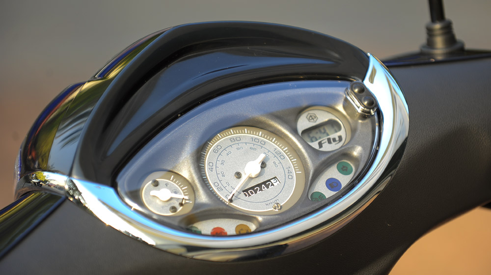 Fly 2015 – Con bài chiến lược của Piaggio tại Việt Nam Piaggio Fly 2014 (11).jpg