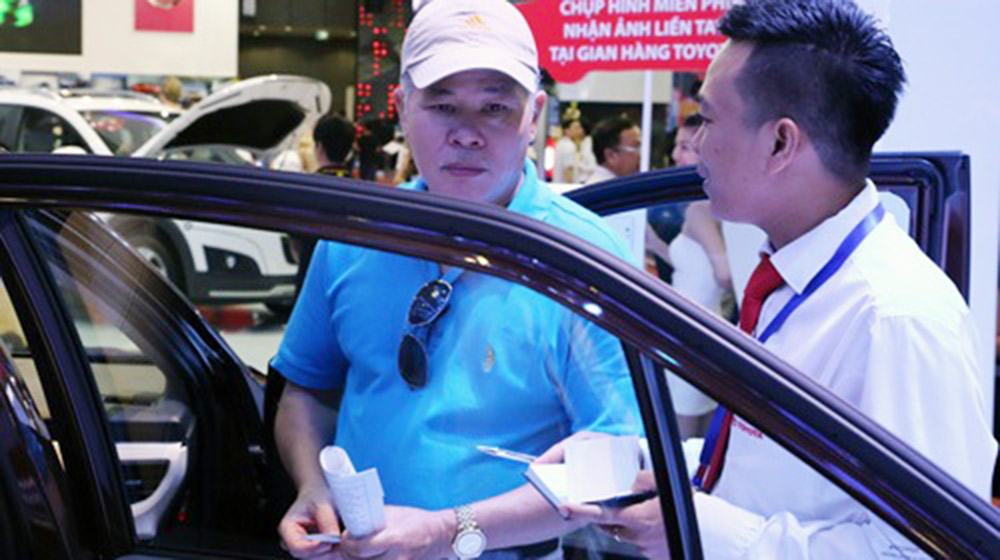 Lại câu hỏi khó: Bao giờ giá ôtô giảm? gia-oto-1.jpg