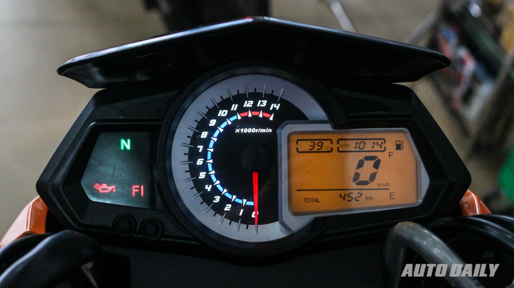 4 mẫu xe côn tay “gây sốt” tại Việt Nam năm 2014 Benelli BN302 (25).jpg