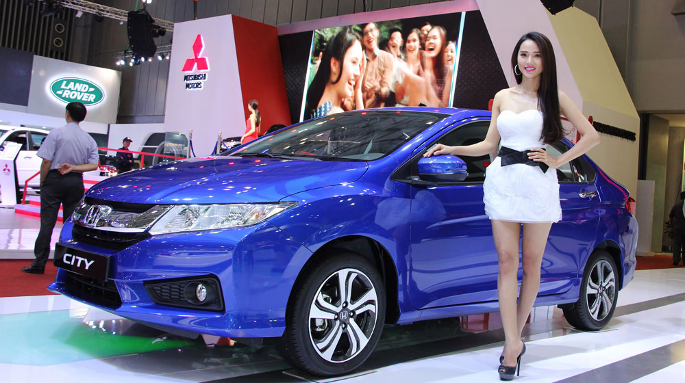 Nhận quà hấp dẫn khi lái thử xe Honda City City.jpg