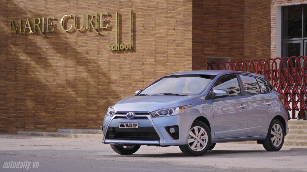 Dân Việt vẫn “khoái” dùng ôtô nhập Toyota-Yaris-2014.jpg