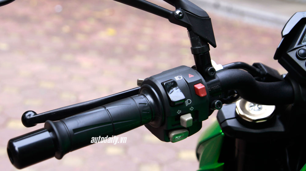 Giá trên 500 triệu đồng, Kawasaki Z1000 2015 tại Việt Nam có gì? z1000 2015 (7).jpg