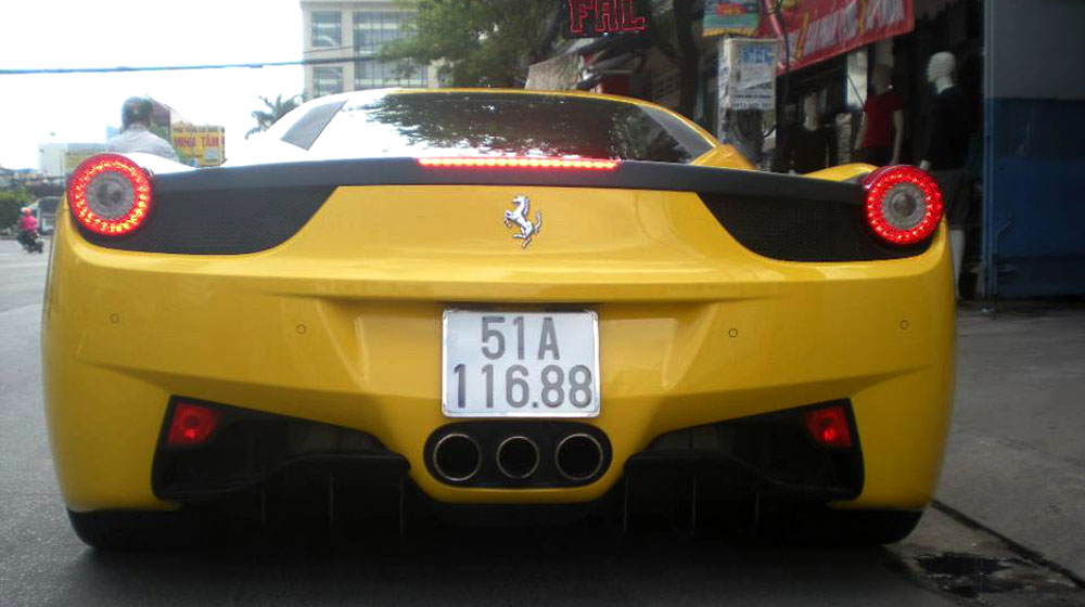 Thêm siêu xe Ferrari 458 Italita “Nam tiến” tránh rét ferrari 458 italia (6).jpg