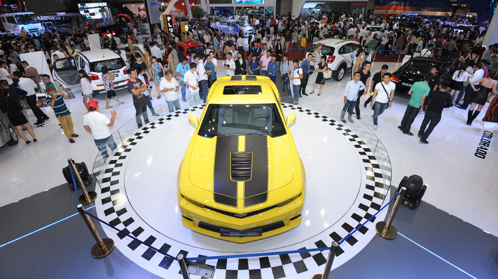 Năm 2014, “làng” ôtô xe máy Việt lắm chuyện vui 10sukien-autodaily-2014 (2).jpg